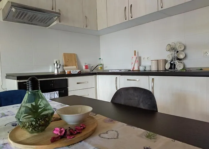 Ana Apartment *
